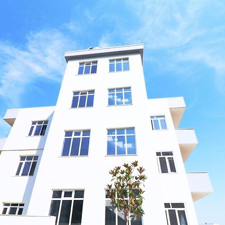 Hotel Kristal Vlorë Extérieur photo