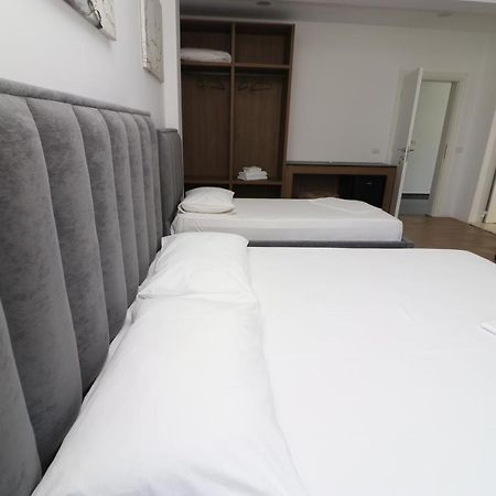 Hotel Kristal Vlorë Extérieur photo