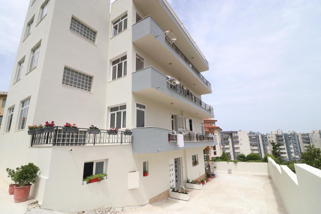 Hotel Kristal Vlorë Extérieur photo