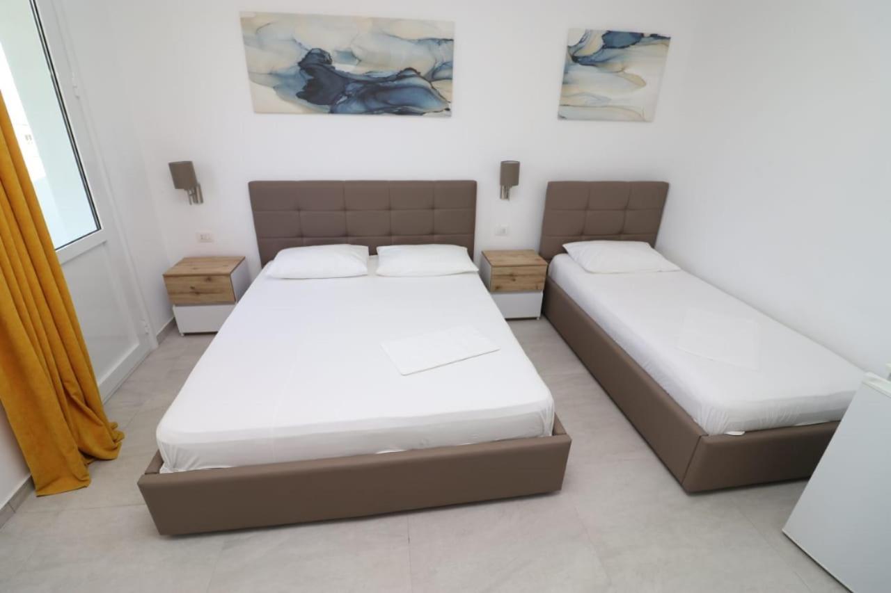 Hotel Kristal Vlorë Extérieur photo